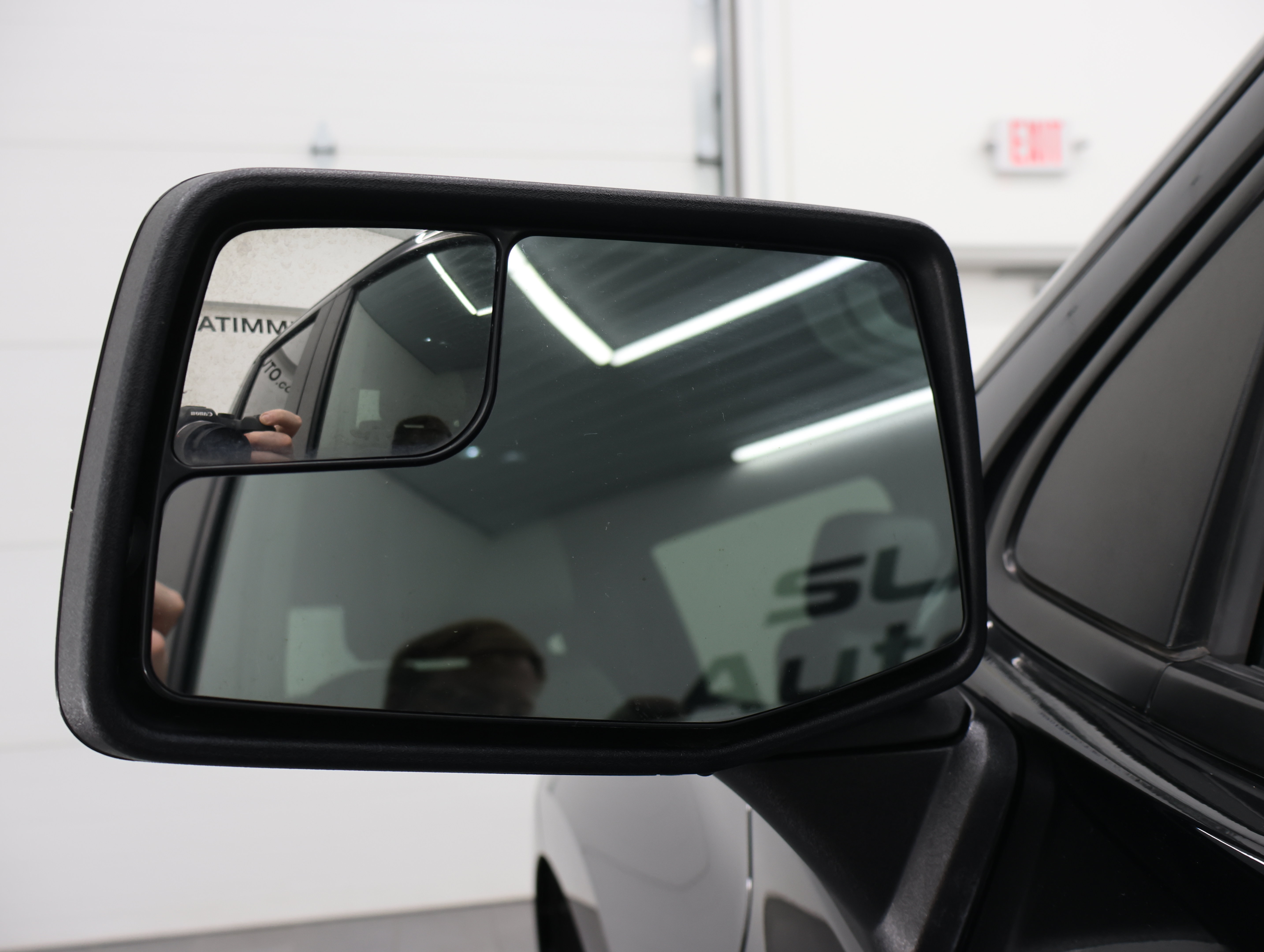 Used 2020 Chevrolet Silverado 1500 LT Trail Boss AWD/4WD image 39