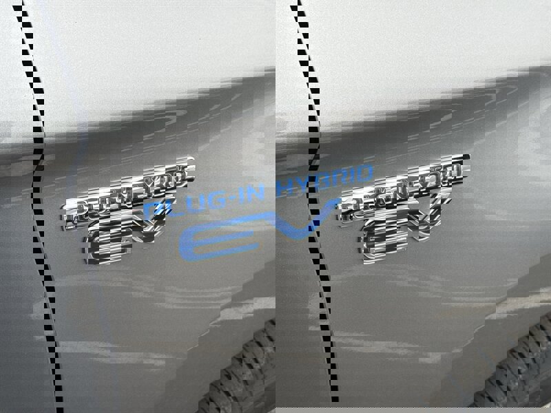 Used 2022 Mitsubishi Outlander SEL image 8