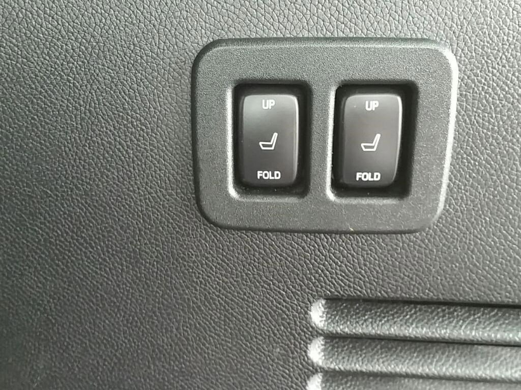 Used 2015 Ford Expedition EL XLT w/ Equipment Group 202A image 15