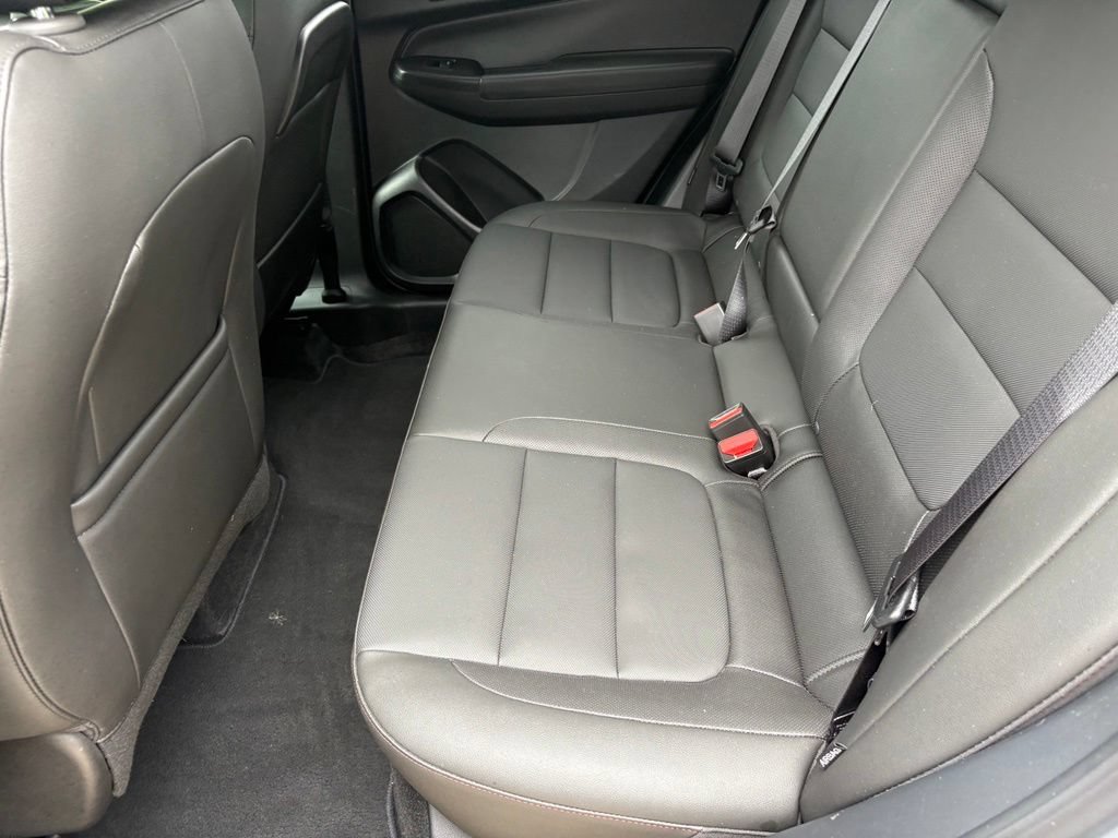 Used 2025 Chevrolet TrailBlazer RS w/ Driver Confidence Package FWD image 38
