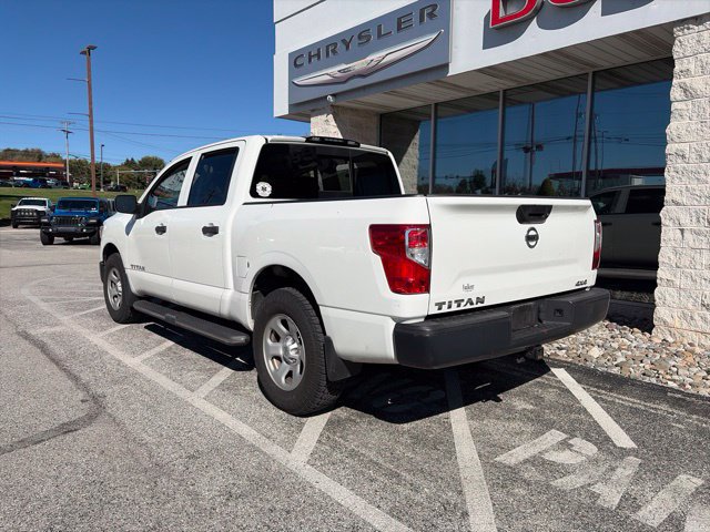 Used 2017 Nissan Titan S AWD/4WD image 3