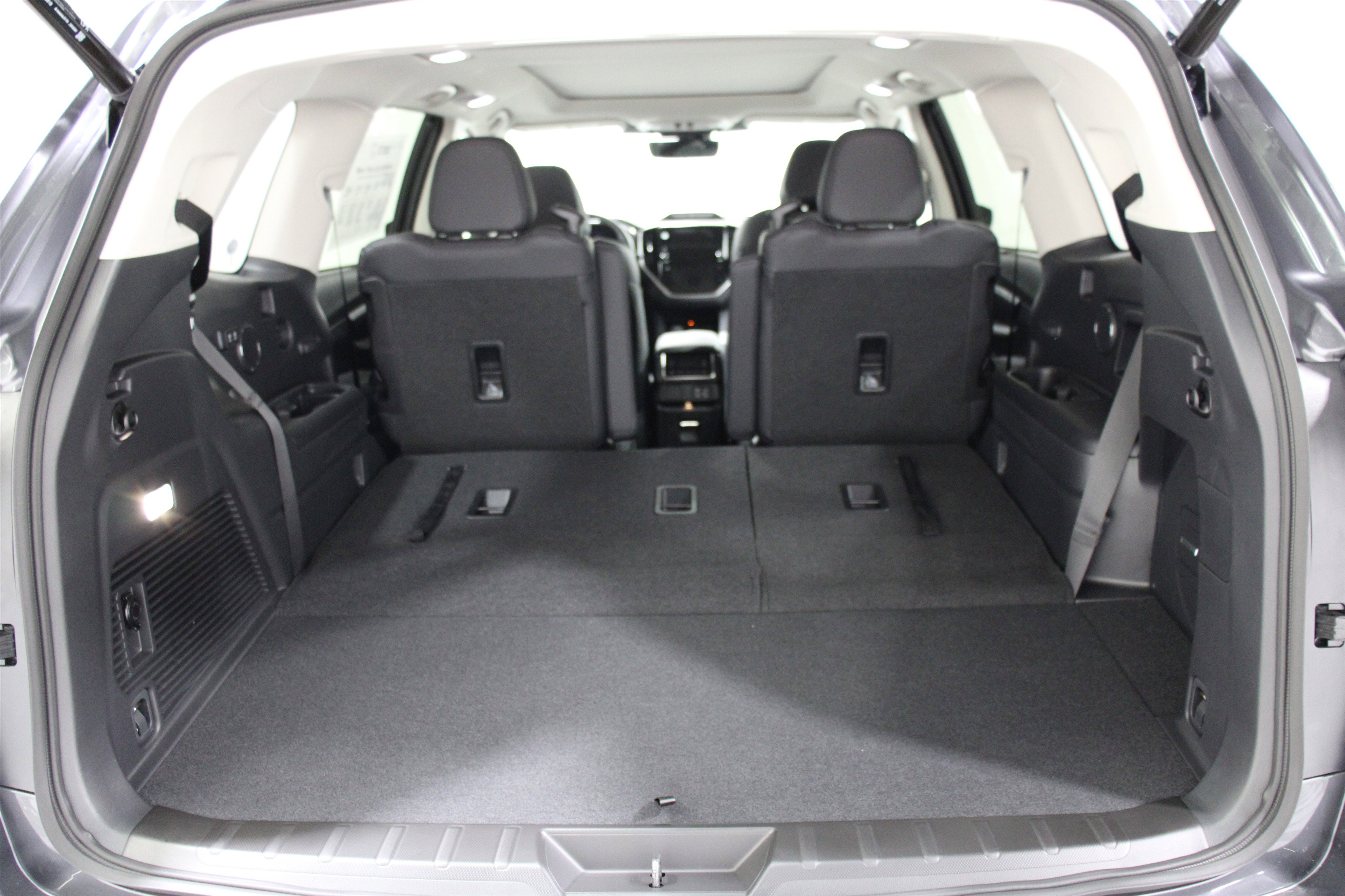 New 2025 Subaru Ascent Limited image 25