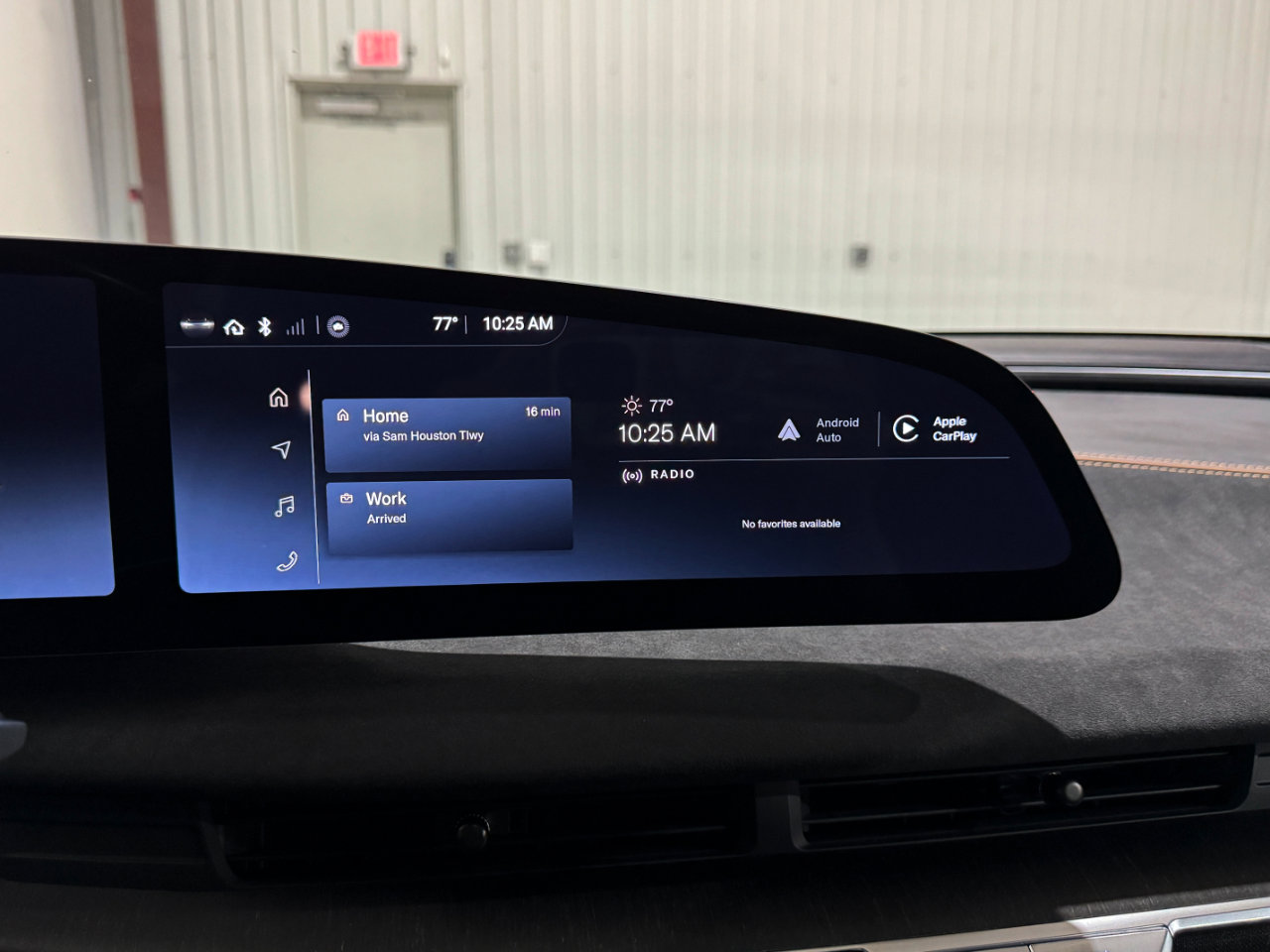 Used 2023 Lucid Air Grand Touring image 25