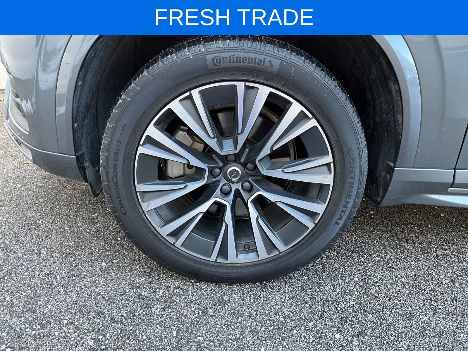 Used 2020 Volvo XC90 T5 Momentum w/ Protection Package Premier image 31