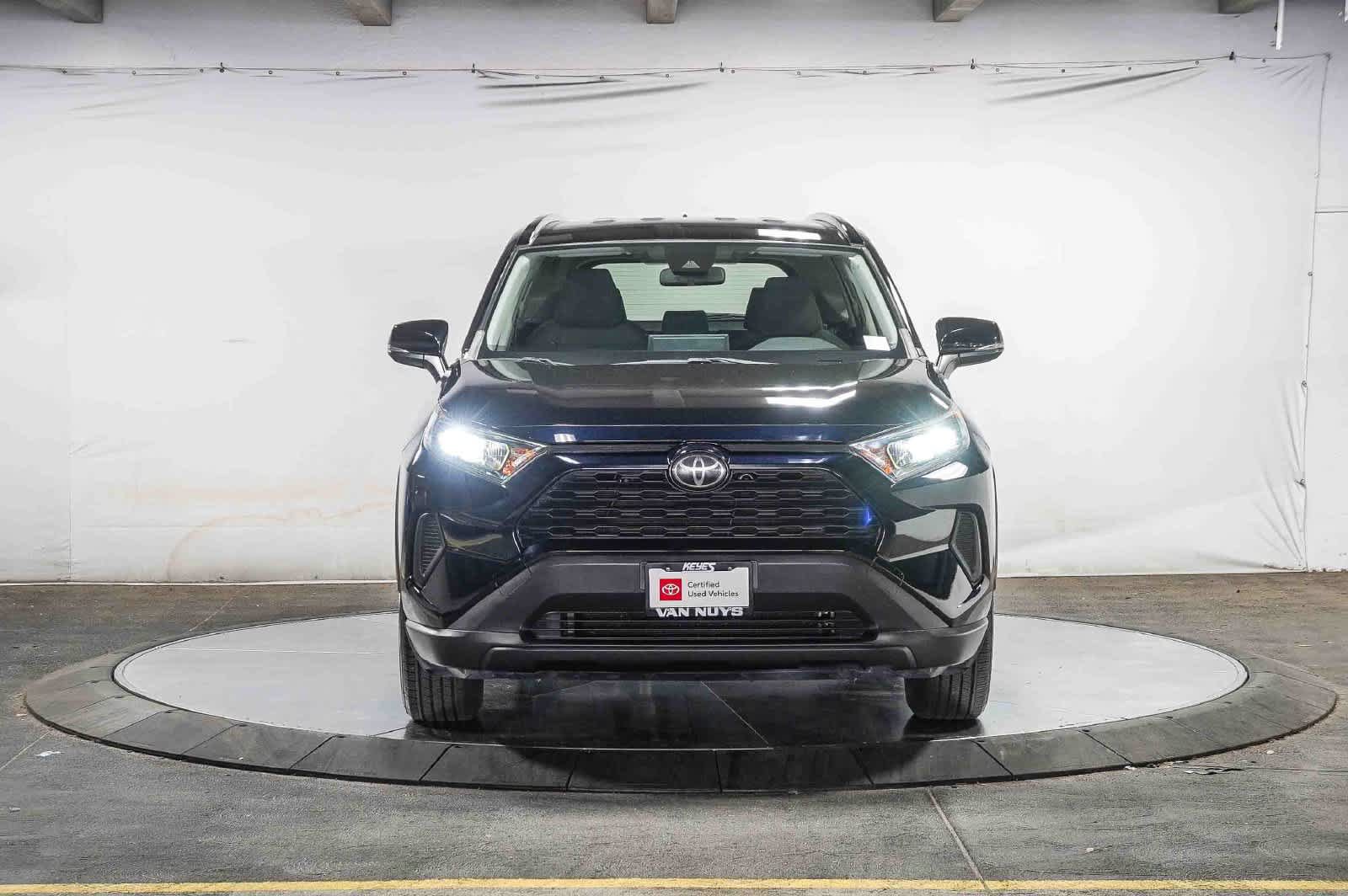 Certified 2019 Toyota RAV4 LE w/ Carpet Mat Package FWD image 7