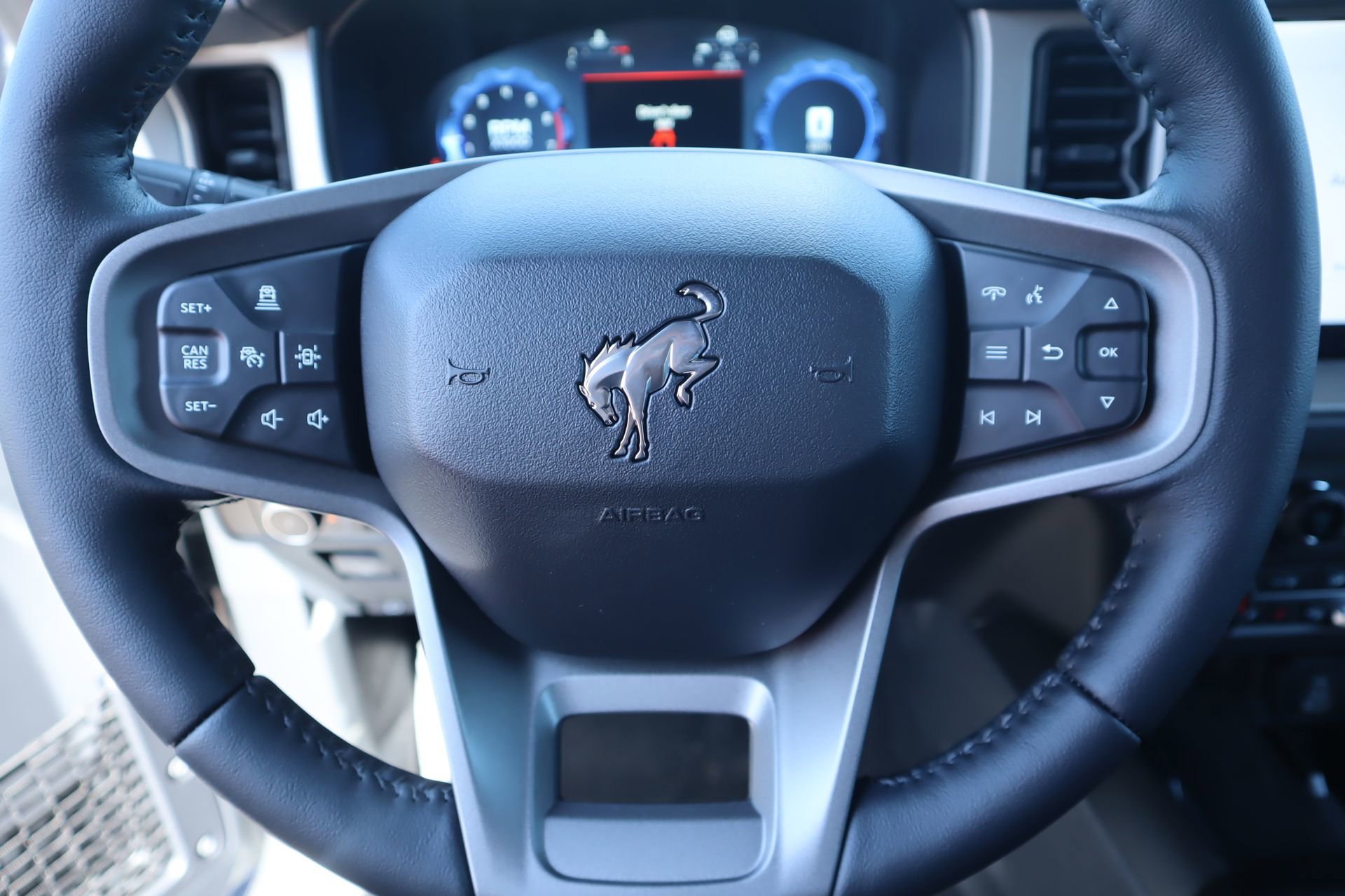 New 2026 Ford Bronco Outer Banks AWD/4WD image 3