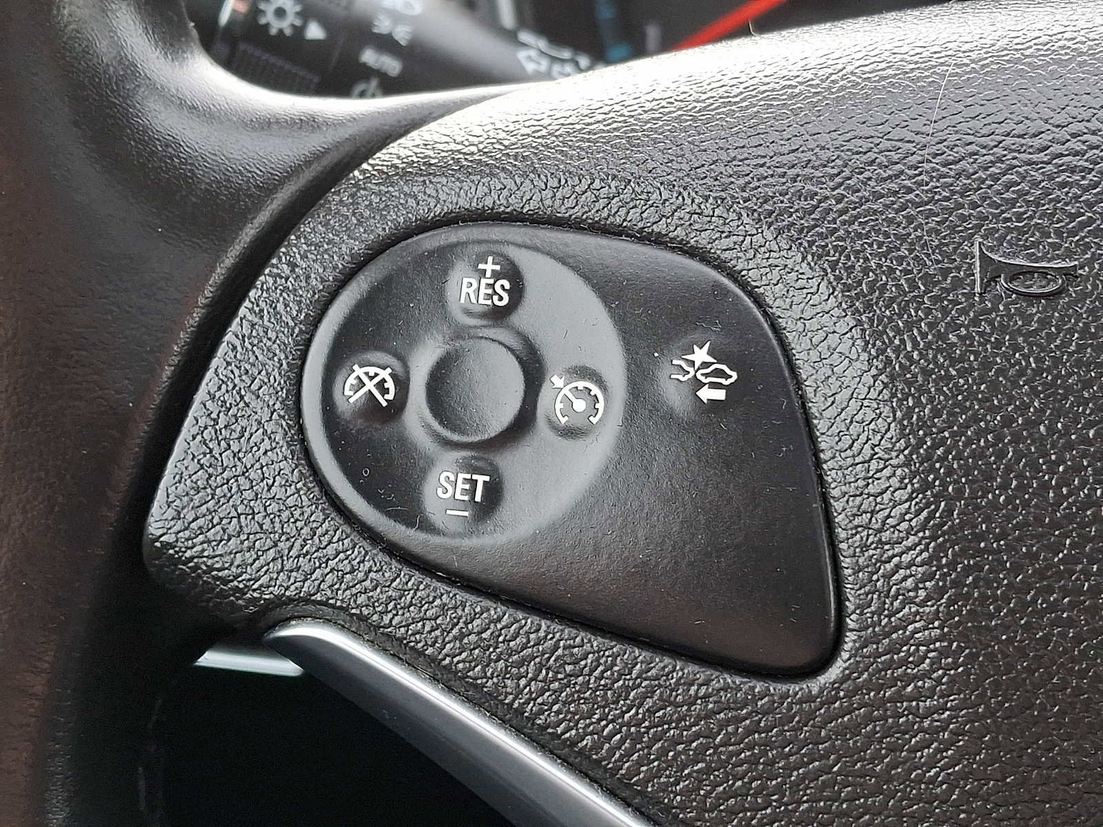 Used 2014 Chevrolet Impala LT w/ Premium Seating Package image 19