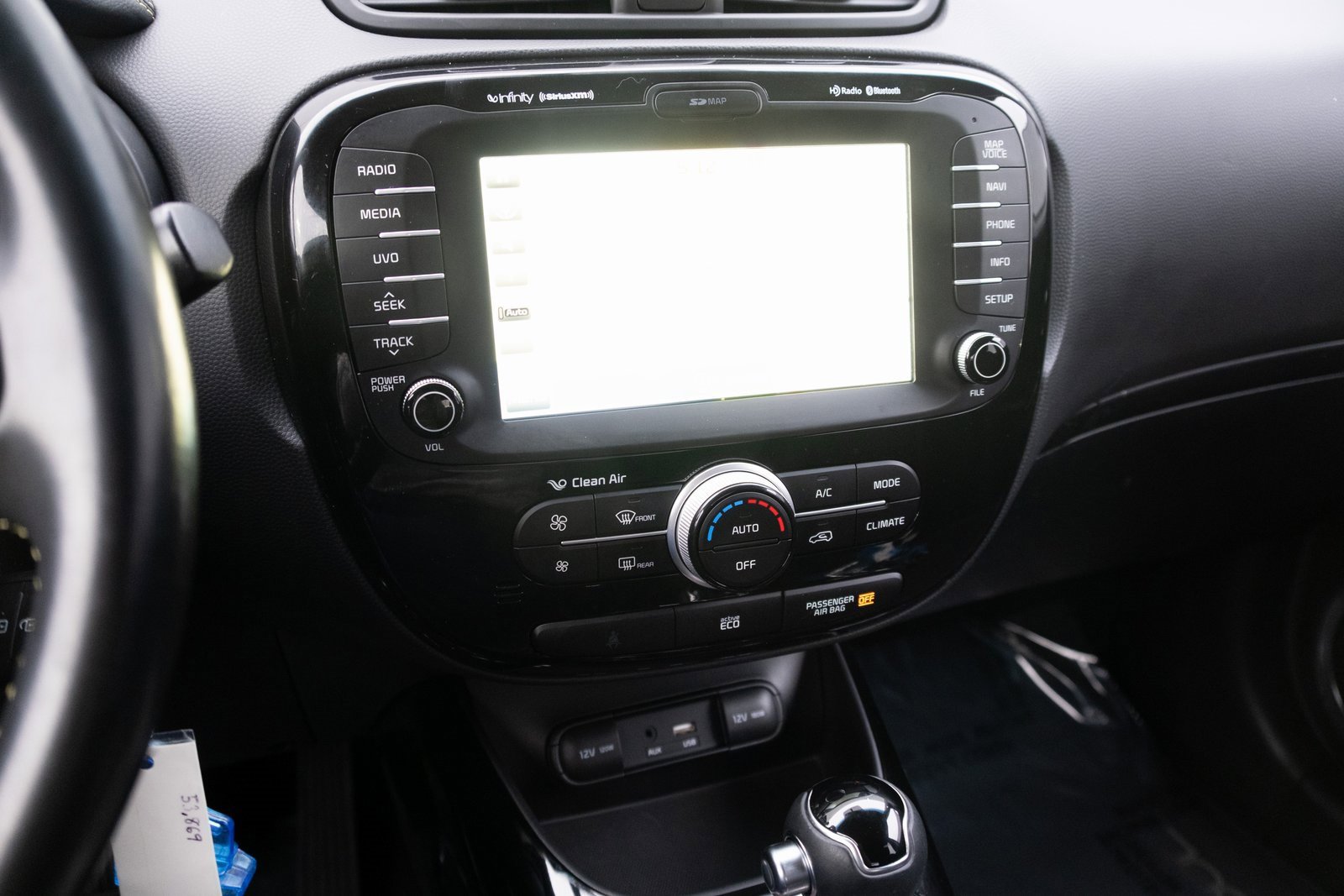 Used 2016 Kia Soul + w/ Audio Package image 3