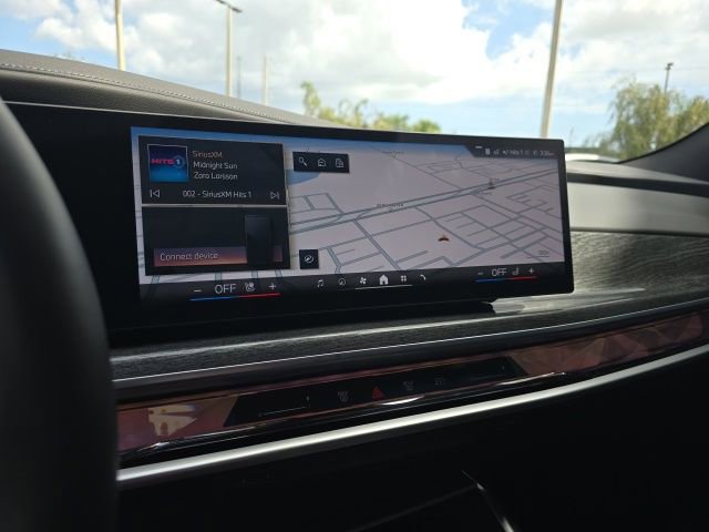 Used 2023 BMW 740i w/ Parking Assistance Package RWD image 14