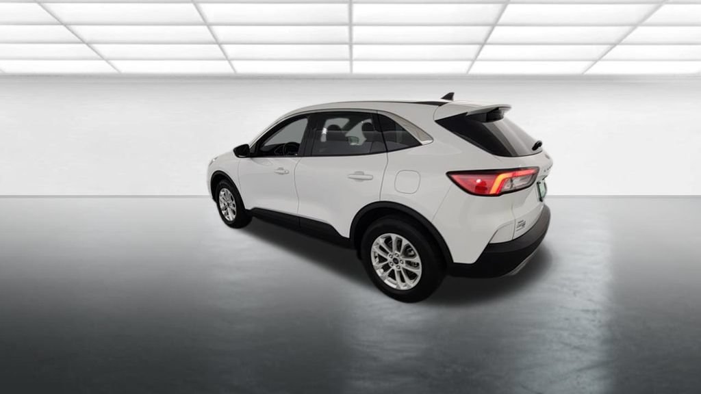 Used 2022 Ford Escape SE AWD/4WD image 6