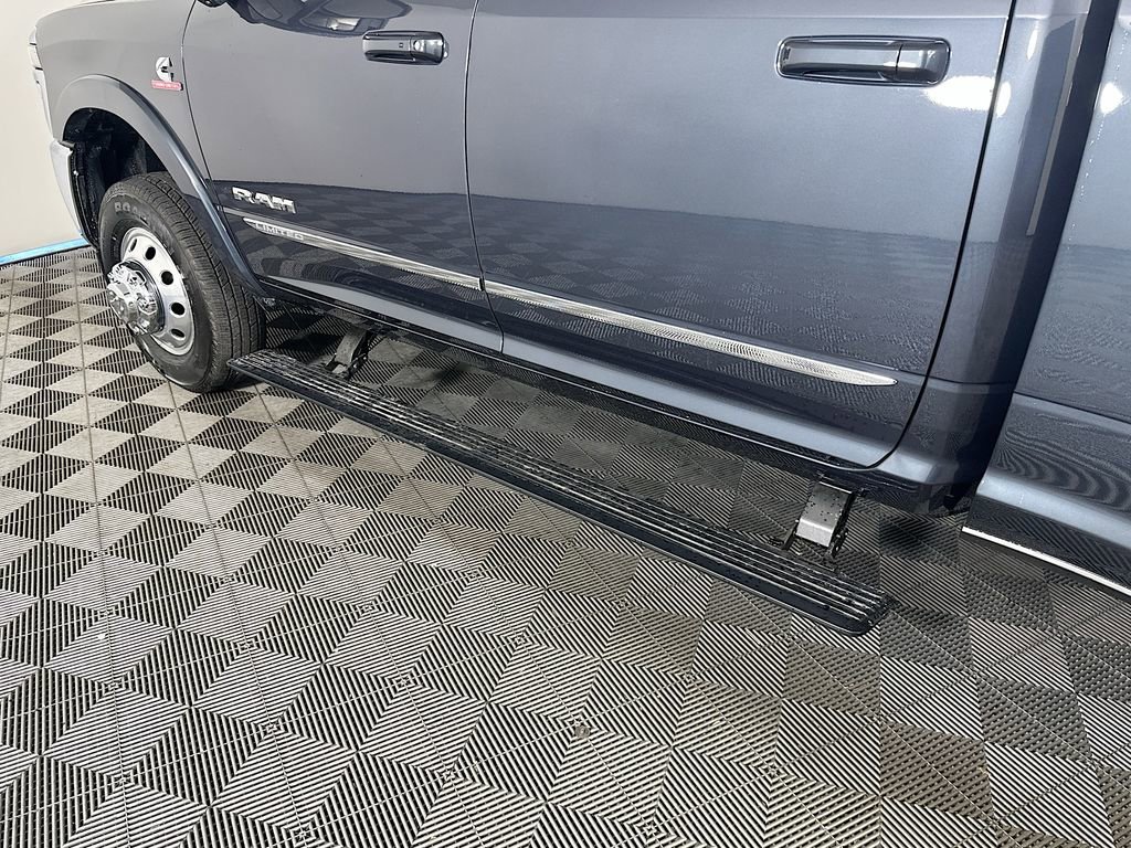 New 2026 RAM 3500 Limited image 21