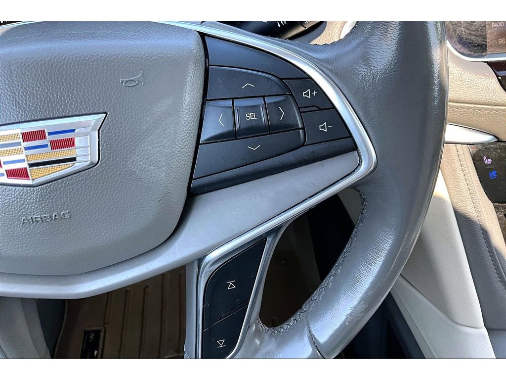 Used 2018 Cadillac XT5 Premium Luxury FWD image 26