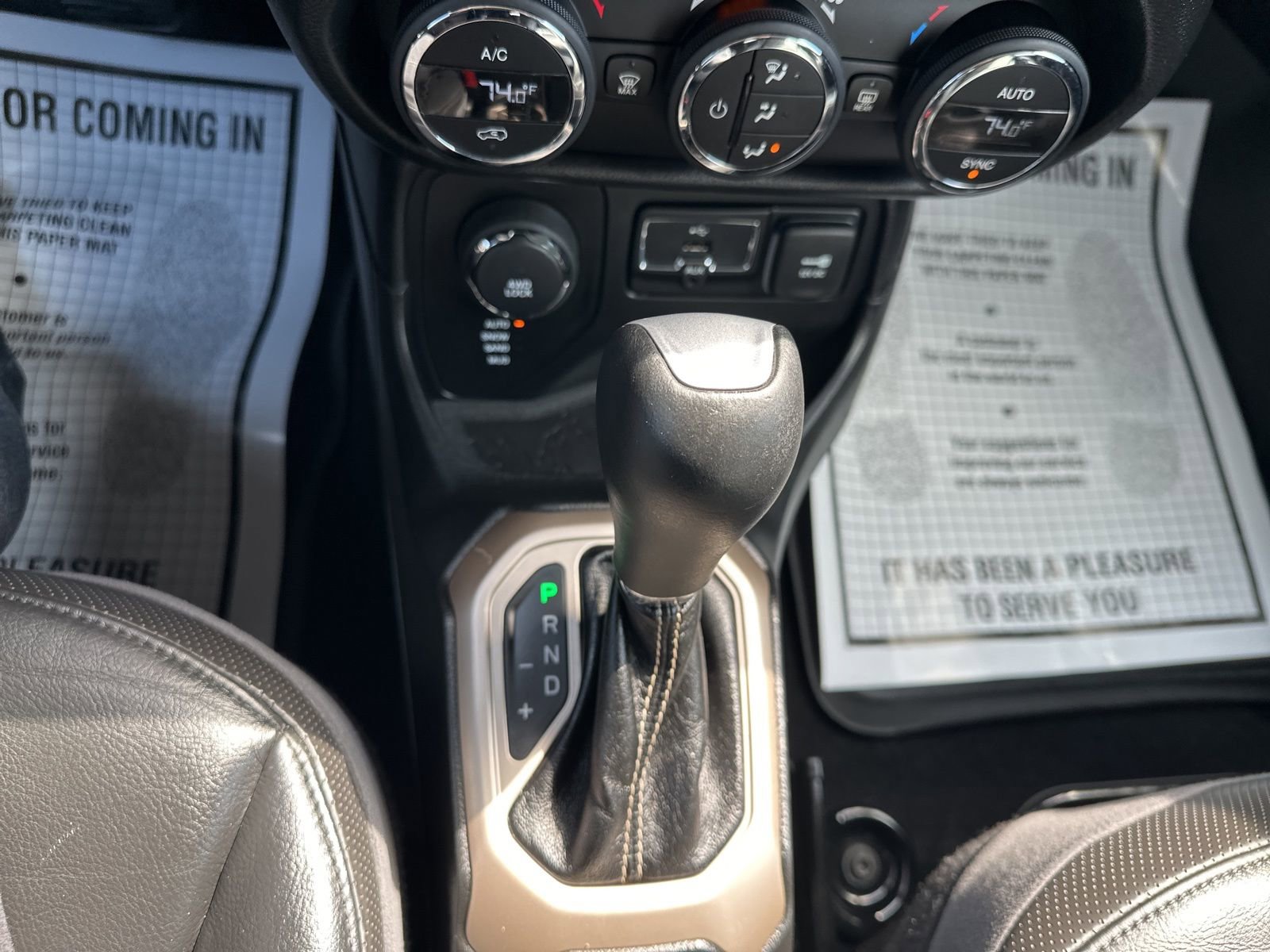 Used 2016 Jeep Renegade Limited AWD/4WD image 58