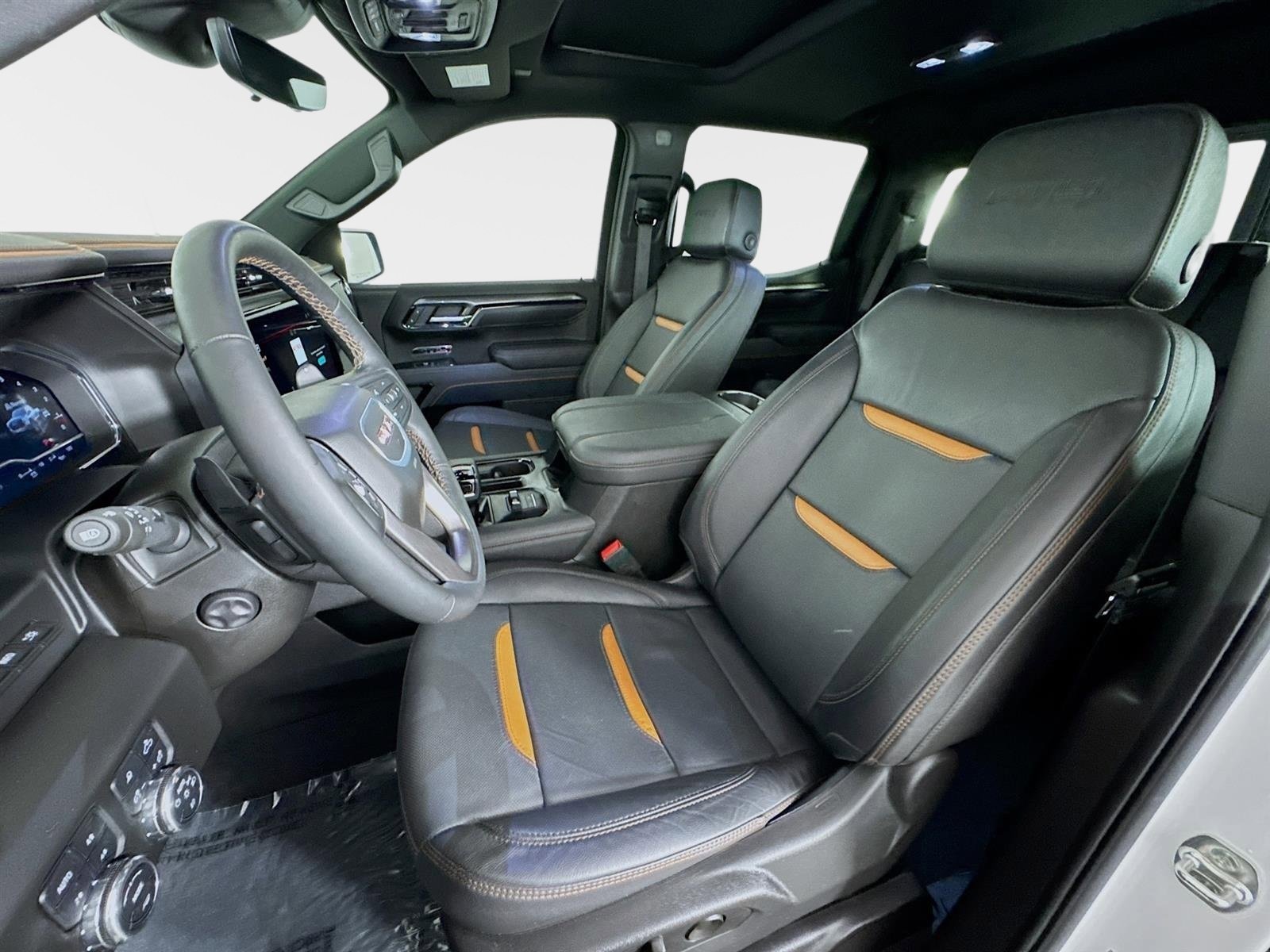 Certified 2025 GMC Sierra 1500 AT4 w/ AT4 Premium Package image 11