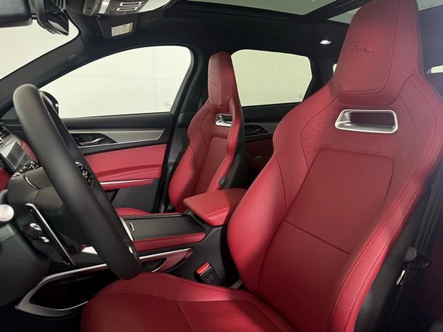 New 2026 Jaguar F-PACE R-Dynamic S image 5