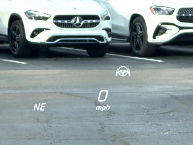 Used 2020 Mercedes-Benz GLC 300 4MATIC image 15