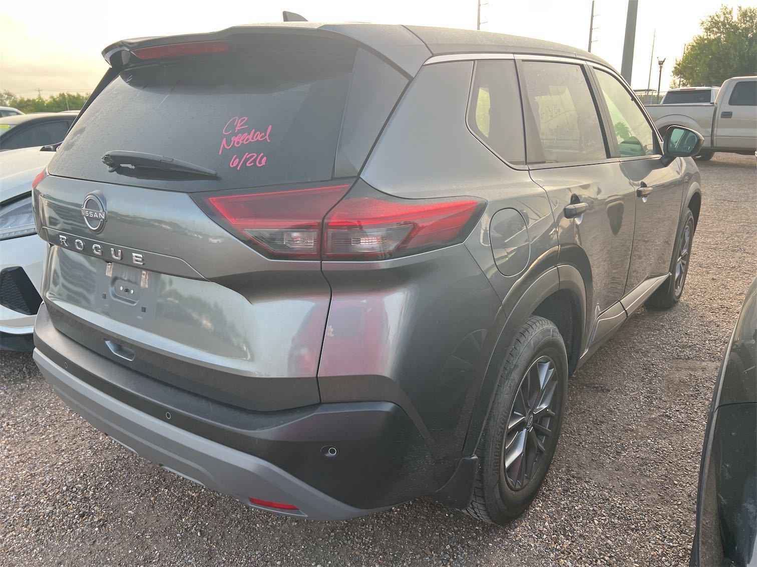 Used 2023 Nissan Rogue S FWD image 6