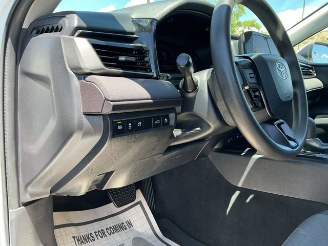 Used 2025 Toyota Camry LE w/ Convenience Package FWD image 31