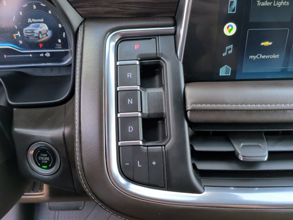 Used 2022 Chevrolet Tahoe LT w/ Luxury Package RWD image 30