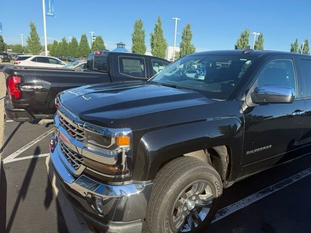 Used 2019 Chevrolet Silverado 1500 LT w/ All Star Edition AWD/4WD image 16