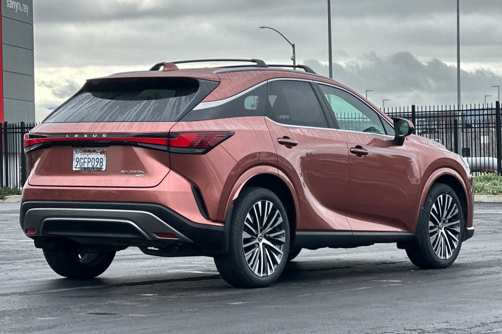 Used 2023 Lexus RX 350 w/ Cold Area Package image 4