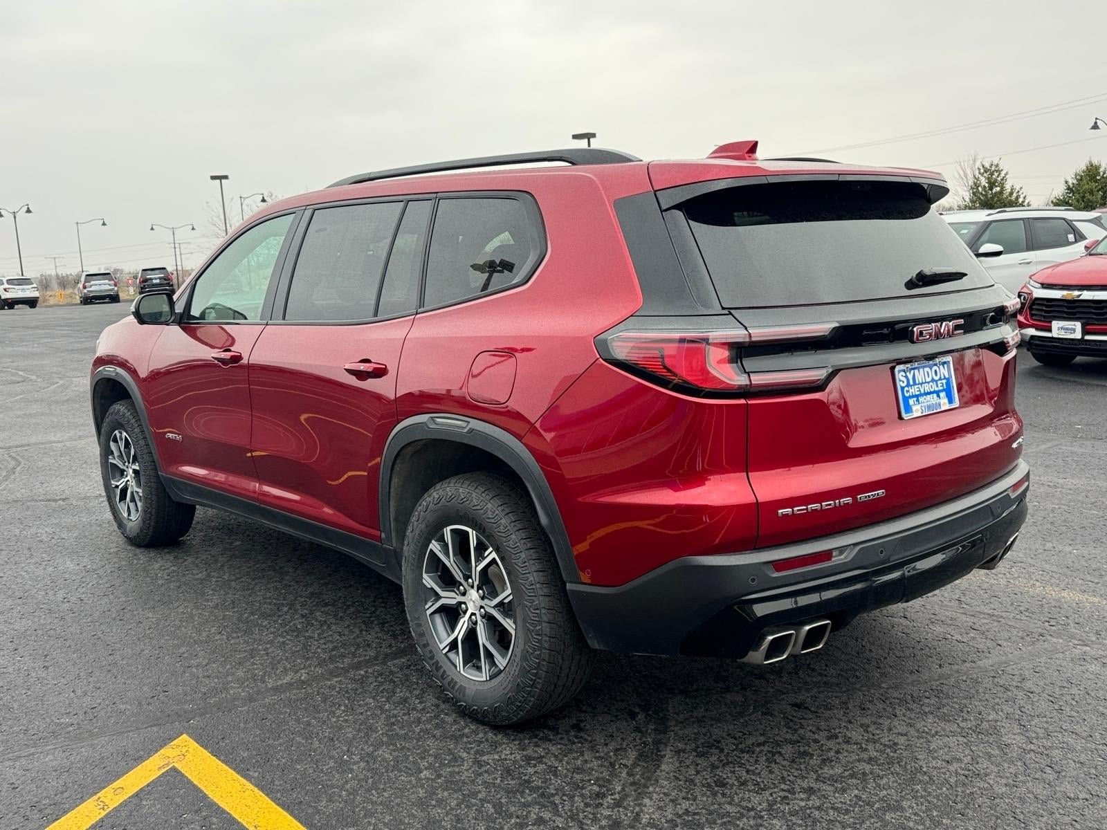 Used 2025 GMC Acadia AT4 w/ Super Cruise Package AWD/4WD image 4