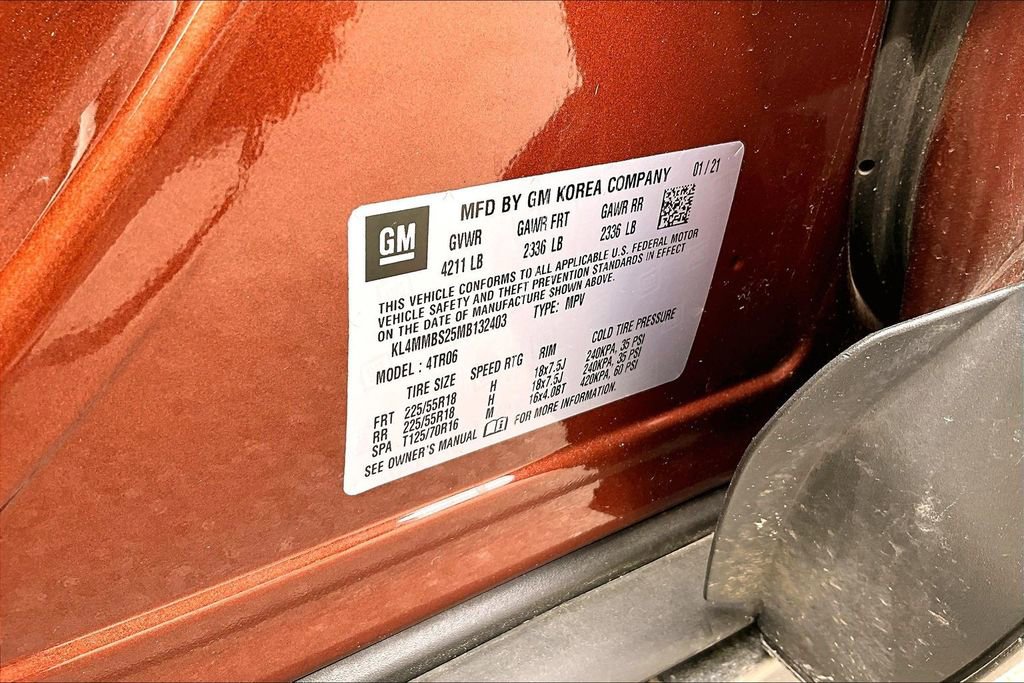 Used 2021 Buick Encore GX Preferred w/ Cold Weather Comfort Package FWD image 35