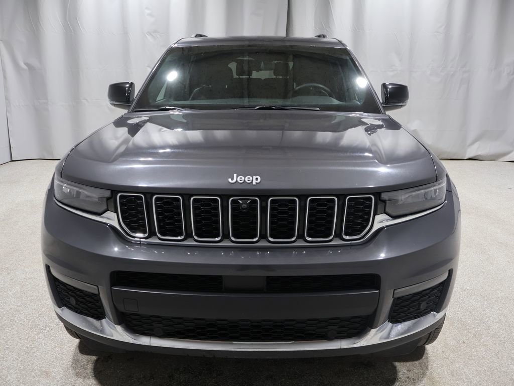 Used 2024 Jeep Grand Cherokee L Limited w/ Luxury Tech Group II image 8