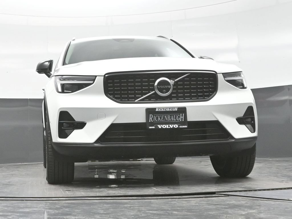 New 2026 Volvo XC40 B5 Ultra w/ Climate Package AWD/4WD image 23