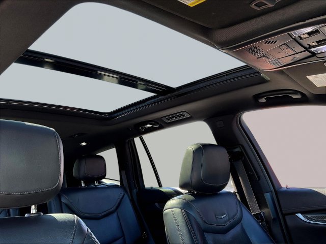 Used 2020 Cadillac XT6 Sport AWD/4WD image 28