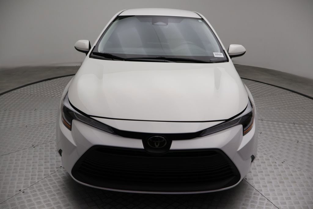 Certified 2025 Toyota Corolla LE w/ Convenience Package FWD image 5