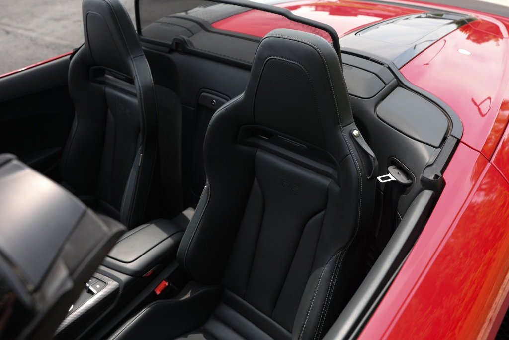 Used 2018 Audi R8 V10 plus w/ Full Leather Package image 27