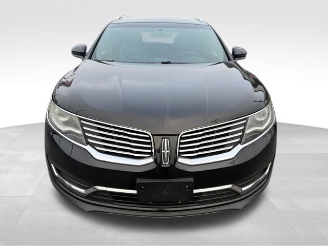 Used 2016 Lincoln MKX Select image 11
