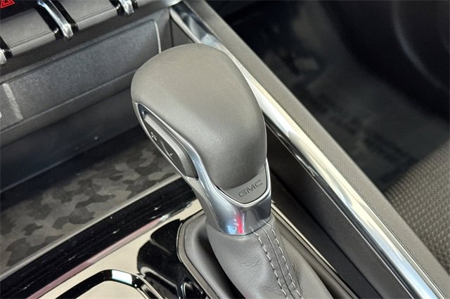 New 2025 GMC Canyon Elevation w/ Convenience Package image 24