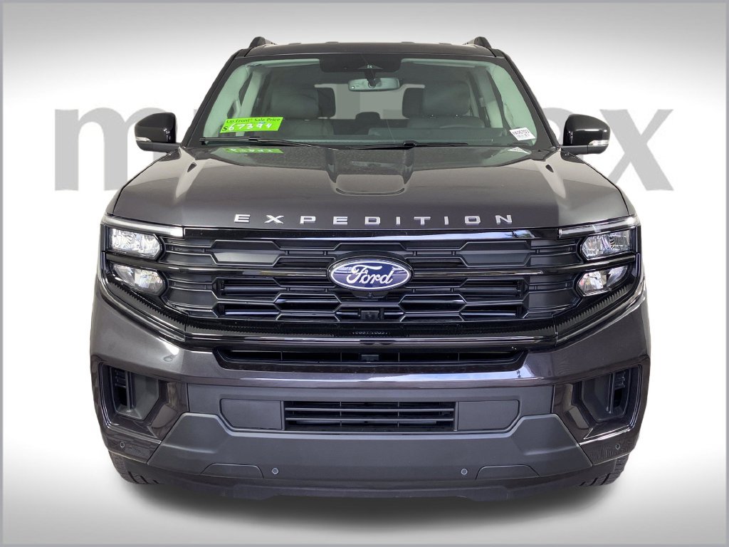 New 2026 Ford Expedition Active RWD image 12