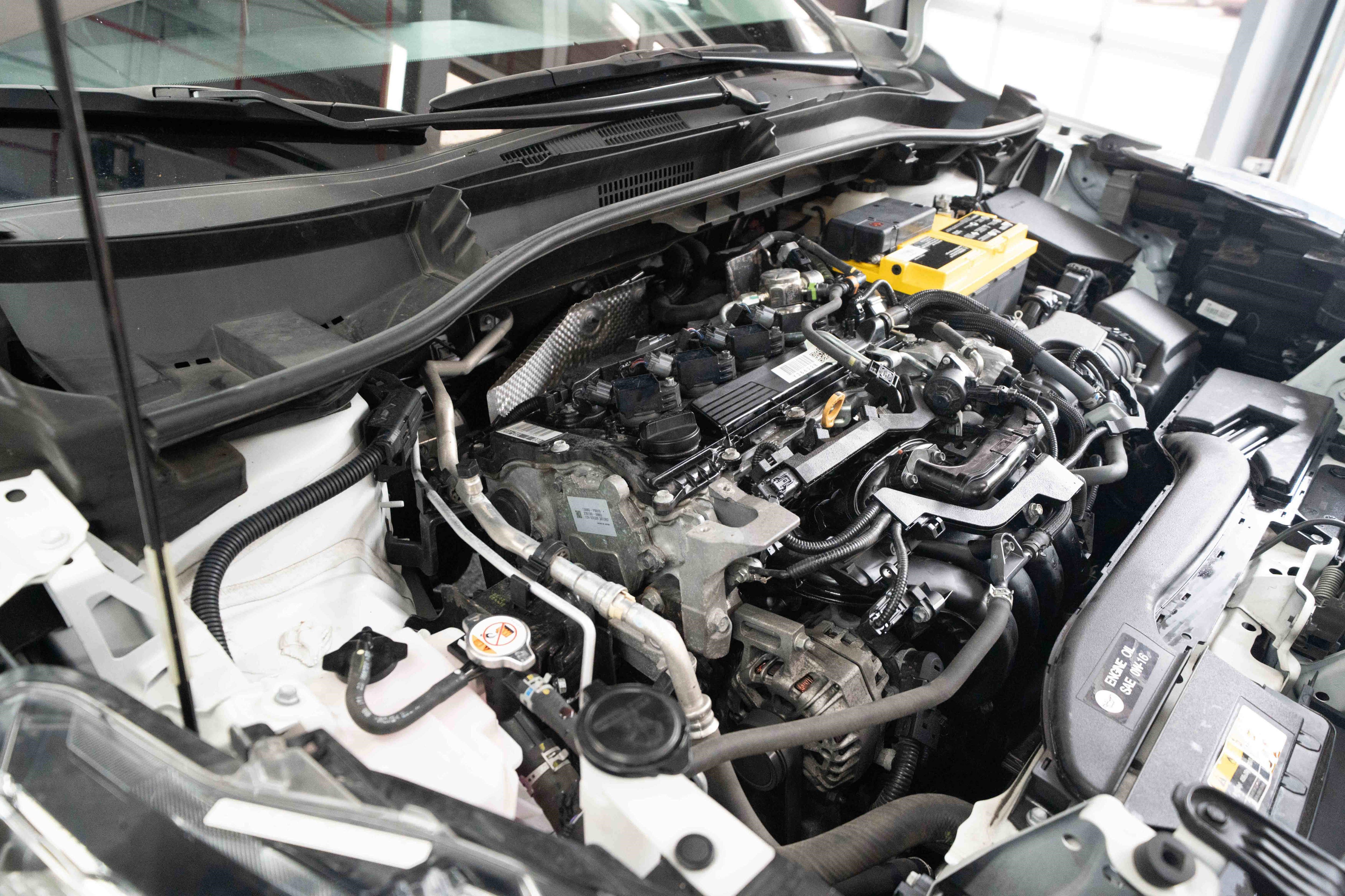 Used 2023 Toyota Corolla Cross XLE image 32