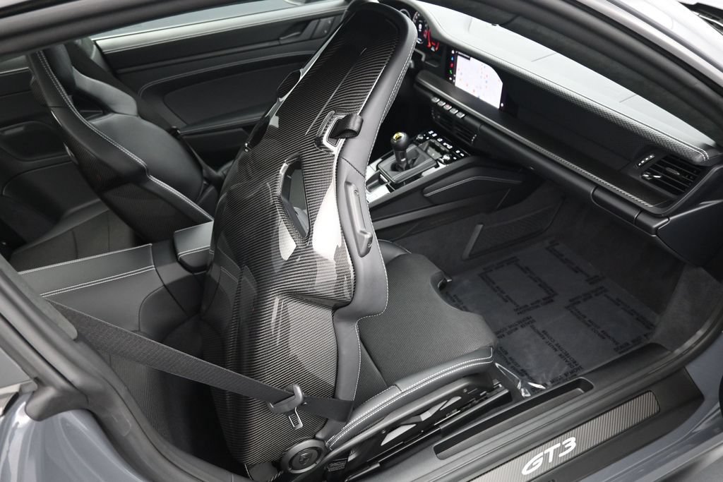 Certified 2026 Porsche 911 GT3 RWD image 32