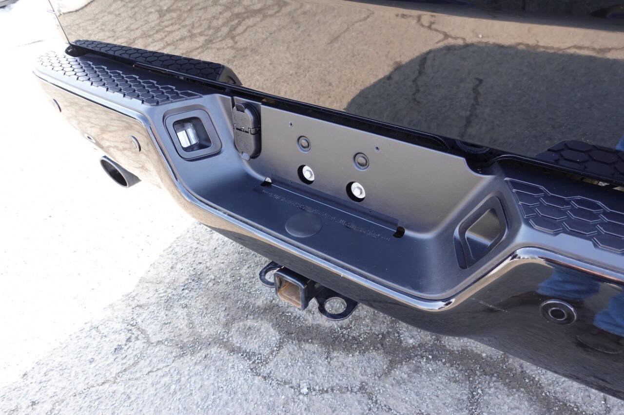 Used 2022 RAM 1500 Classic SLT w/ Electronics Convenience Group image 26