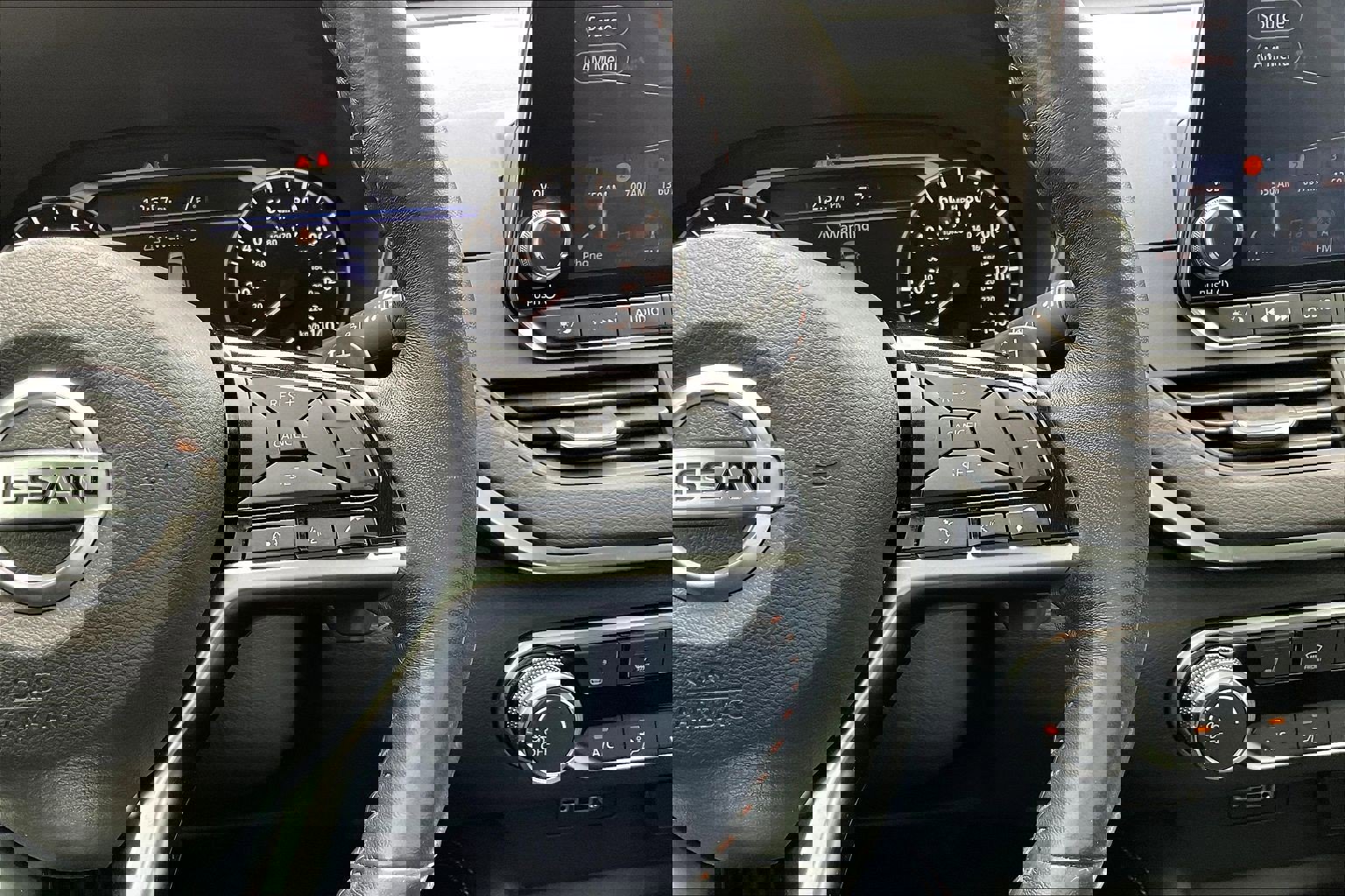 Used 2019 Nissan Altima 2.5 SR w/ SR Premium Package image 14