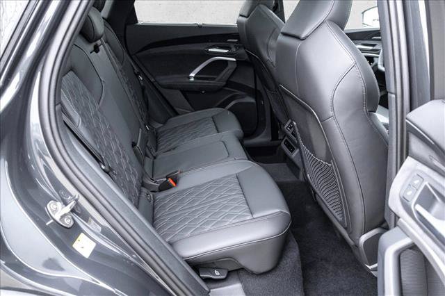 New 2026 Audi SQ5 Prestige AWD/4WD image 23