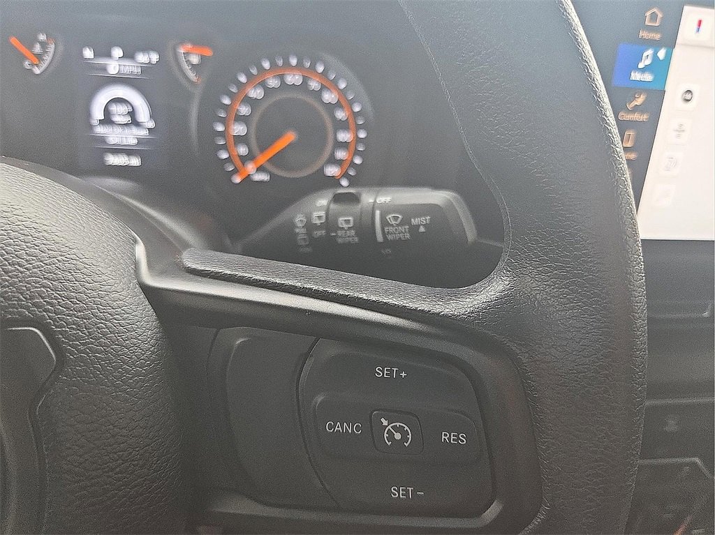 Used 2025 Jeep Wrangler Sport image 16