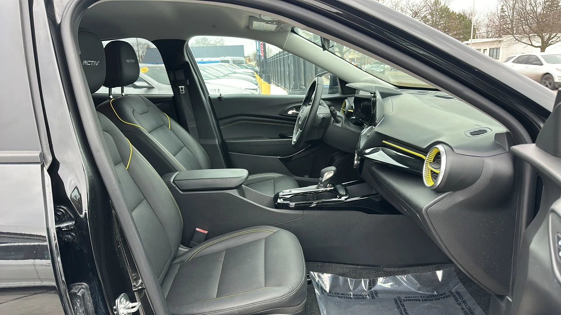 Used 2025 Chevrolet Trax ACTIV w/ Driver Confidence Package image 19