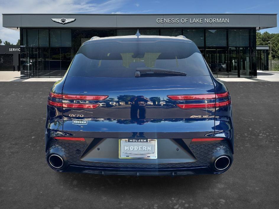 Used 2022 Genesis GV70 3.5T Sport w/ Sport Prestige Package AWD/4WD image 8