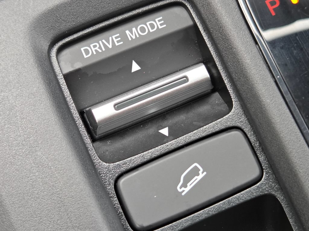 Certified 2025 Honda CR-V Sport Touring image 11