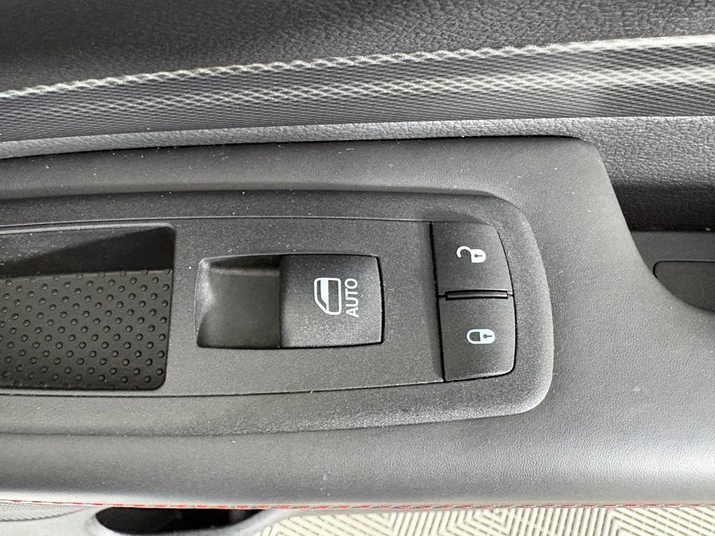 Used 2024 Dodge Durango GT RWD image 39