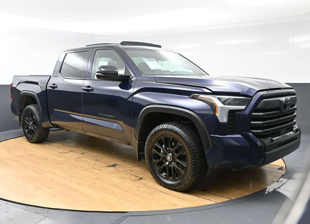 Used 2026 Toyota Tundra Limited AWD/4WD image 2