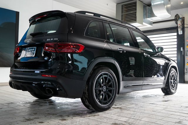 New 2026 Mercedes-Benz GLB 35 AMG 4MATIC image 8