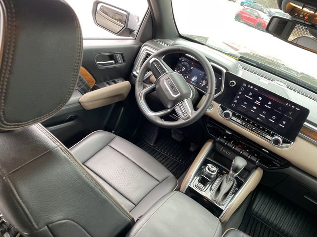 Used 2024 GMC Canyon Denali AWD/4WD image 22
