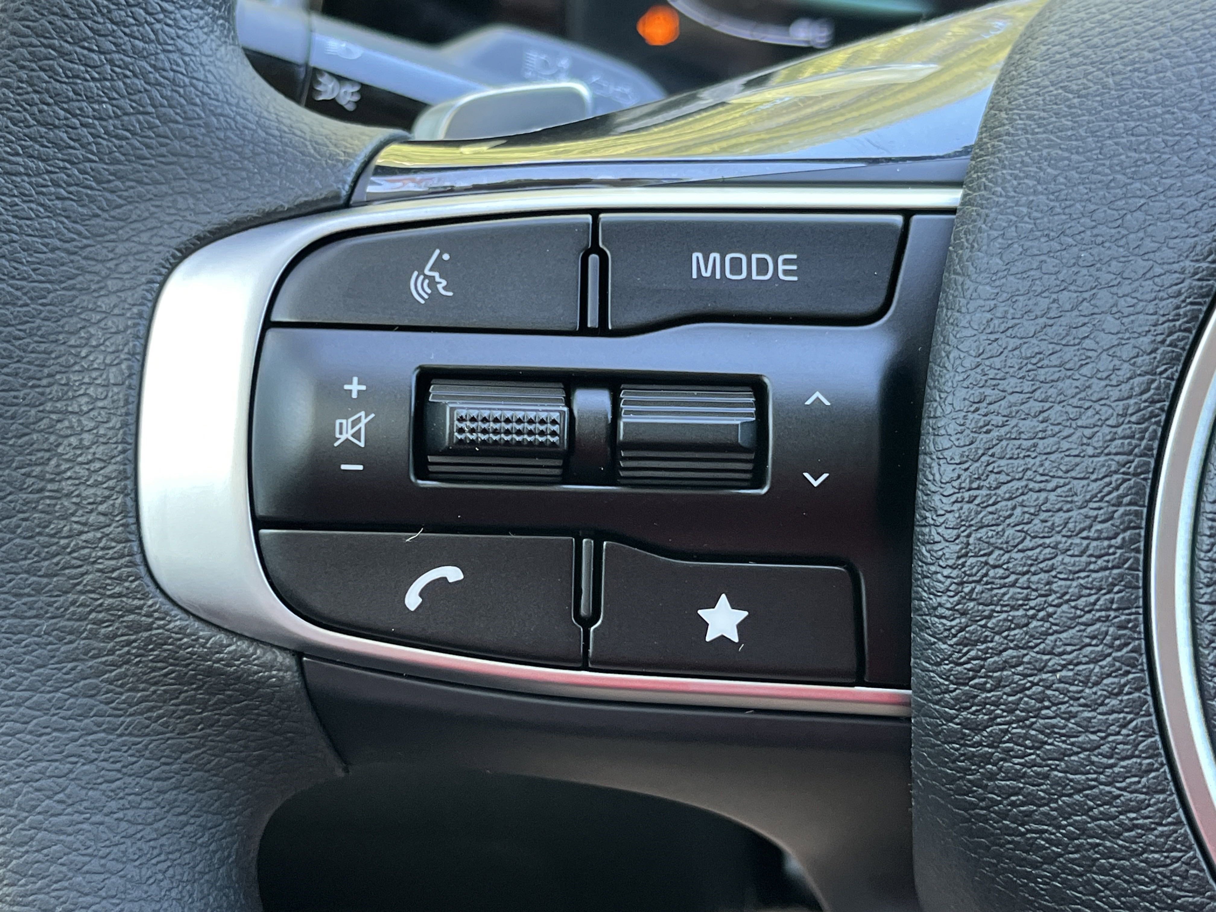 New 2025 Kia Sportage LX AWD/4WD image 14