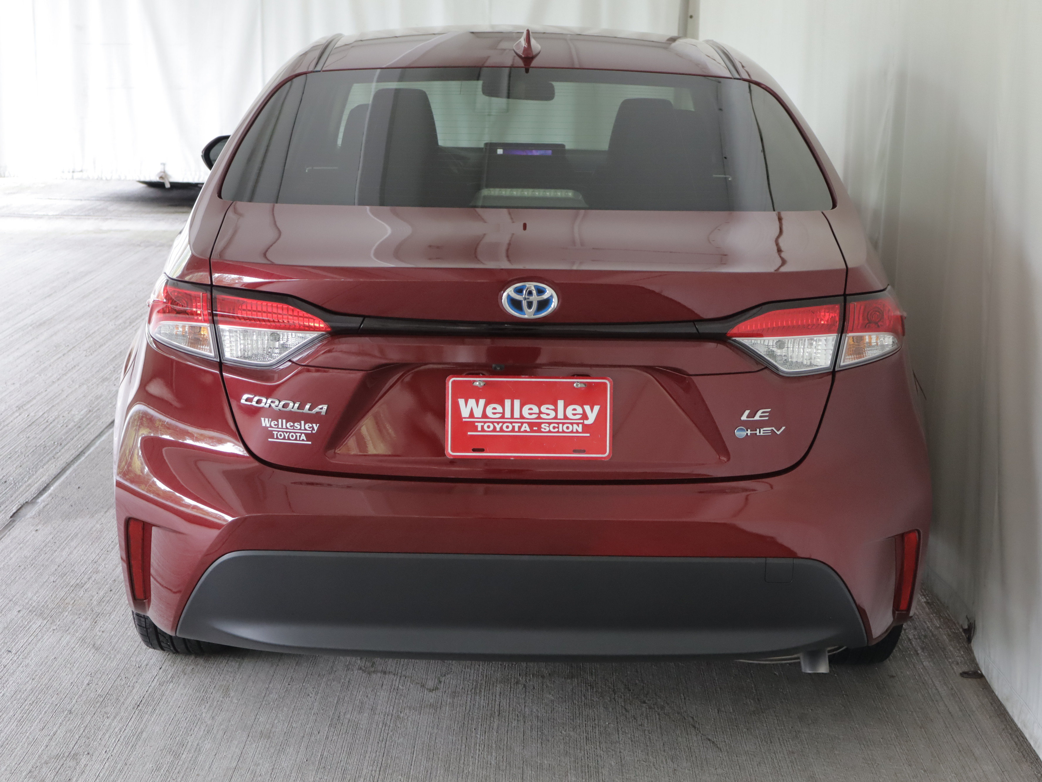 Used 2025 Toyota Corolla LE w/ LE Premium Package FWD image 24